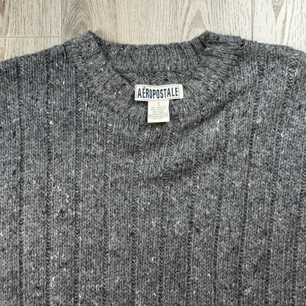Vintage Y2K Aeropostale Mens Ribbed Knit Wool Blend Sweater Gray Red Trim Medium